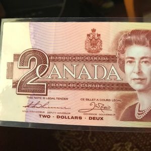 Canadian $2 bill