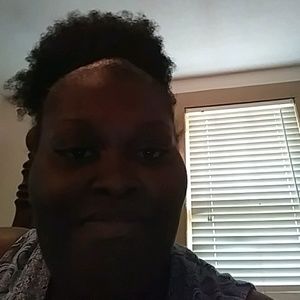 Meet your Posher, Felicia