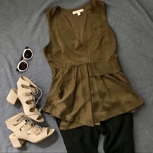 Banana republic 100% silk asymmetrical tank