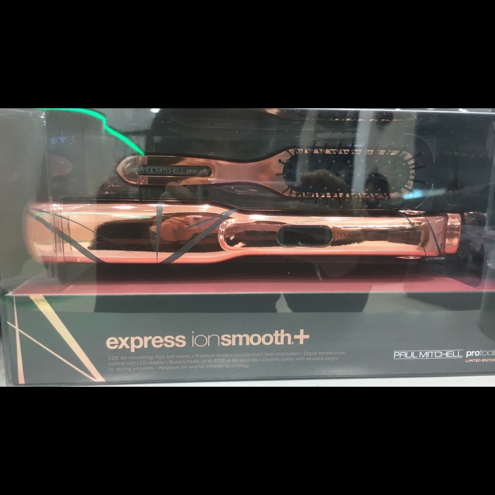 ❌SOLD❌ Paul Mitchell Straightener flat iron