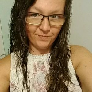 Meet your Posher, Carrie