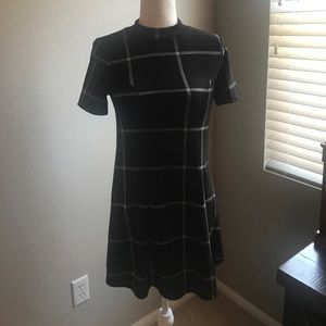 Short Black and white dress