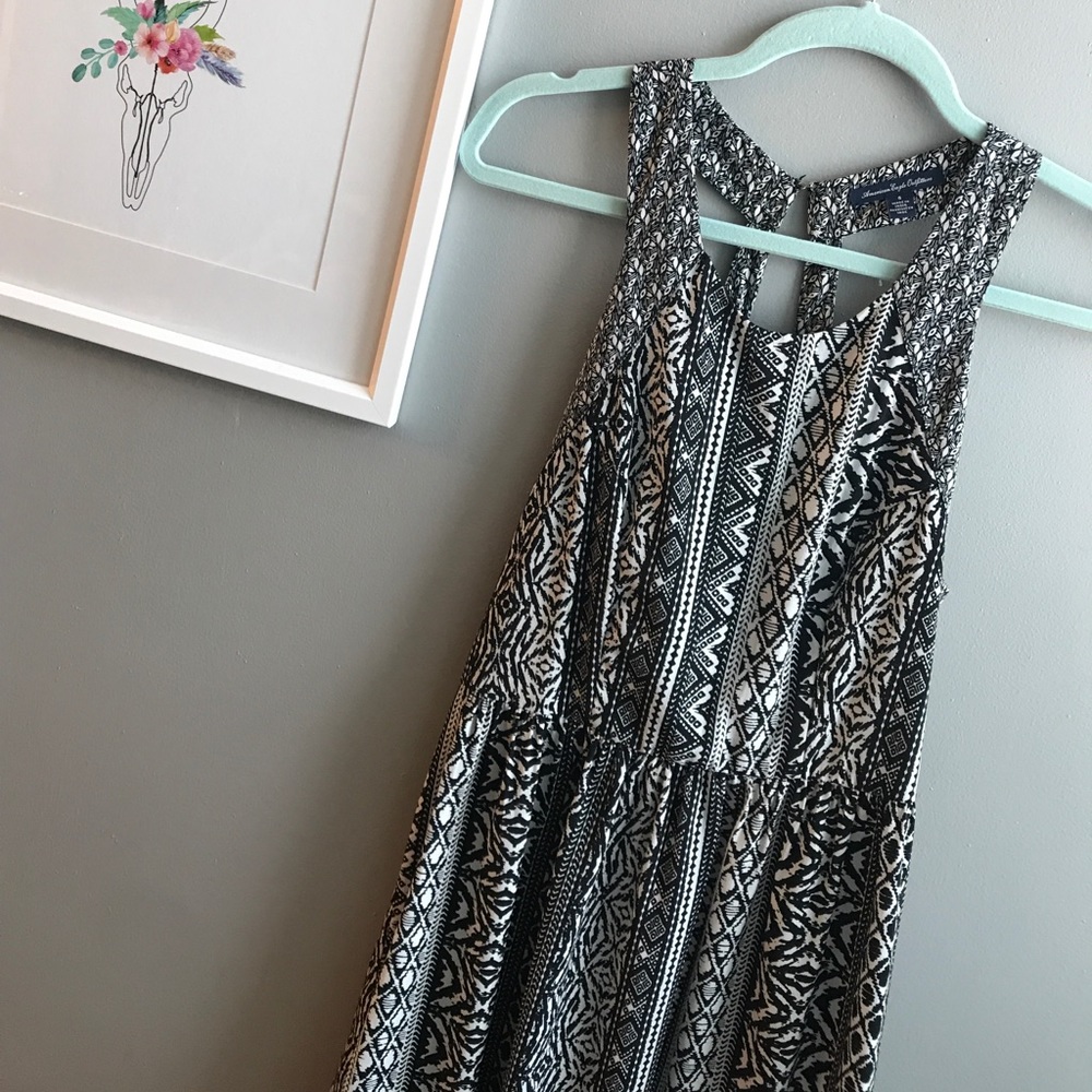 Black and white patterned dress