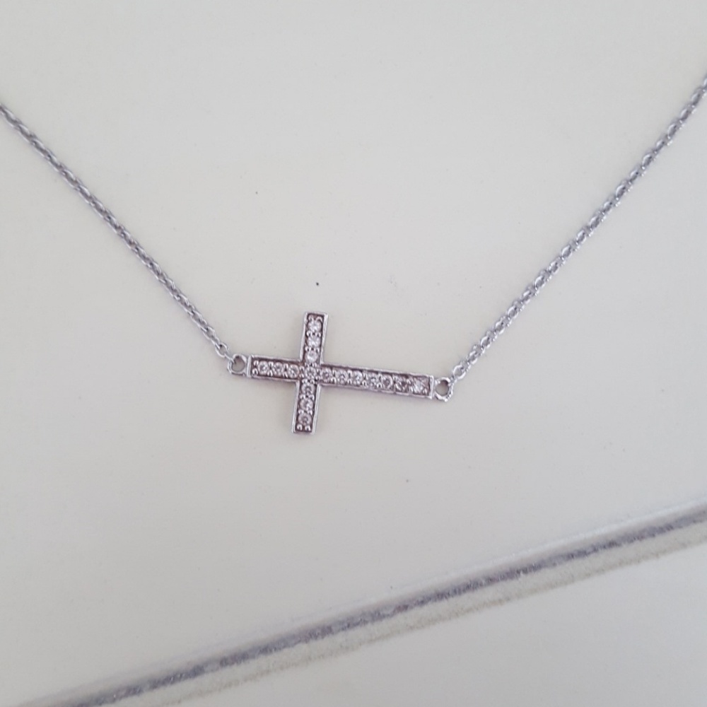 FINAL PRICE!!! Cross Necklace!