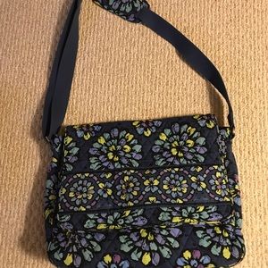 Vera Bradley Messenger bag
