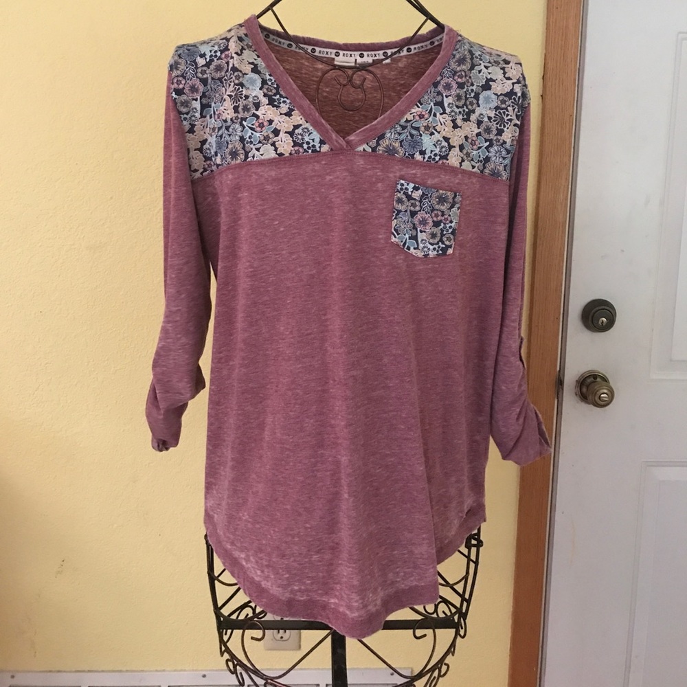 Roxy shirt sz L