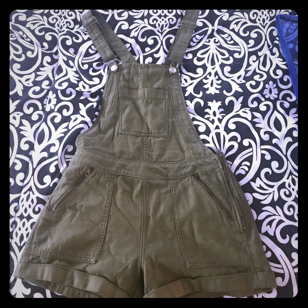American eagle overalls. XS. Worn once