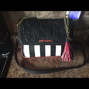 NWOT Betsey Johnson purse