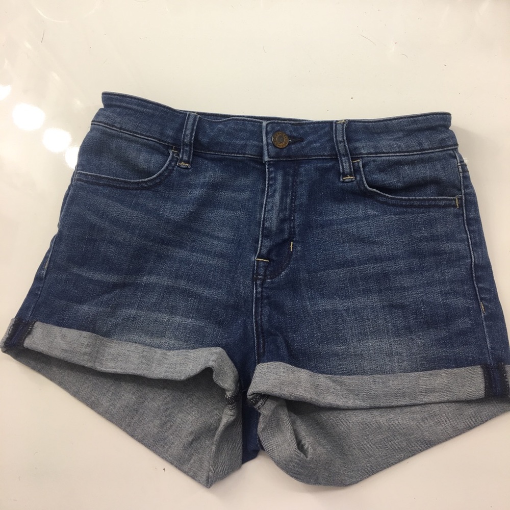 Pacsun Bullhead shorts !