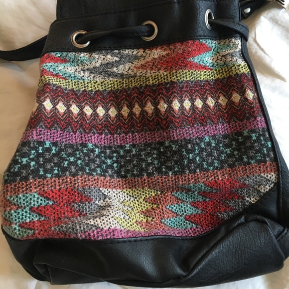Billabong Aztec drawstring mini bag purse - Picture 4 of 7