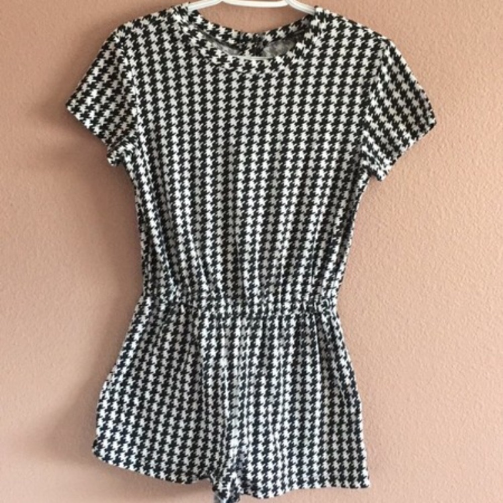 retro monochrome romper