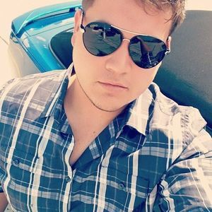 Meet your Posher, Mauricio