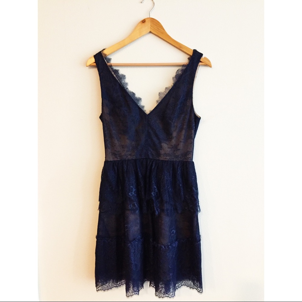BCBGMAXAZRIA lace dress