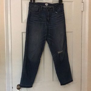 Sneak Peek Boyfriend Jeans