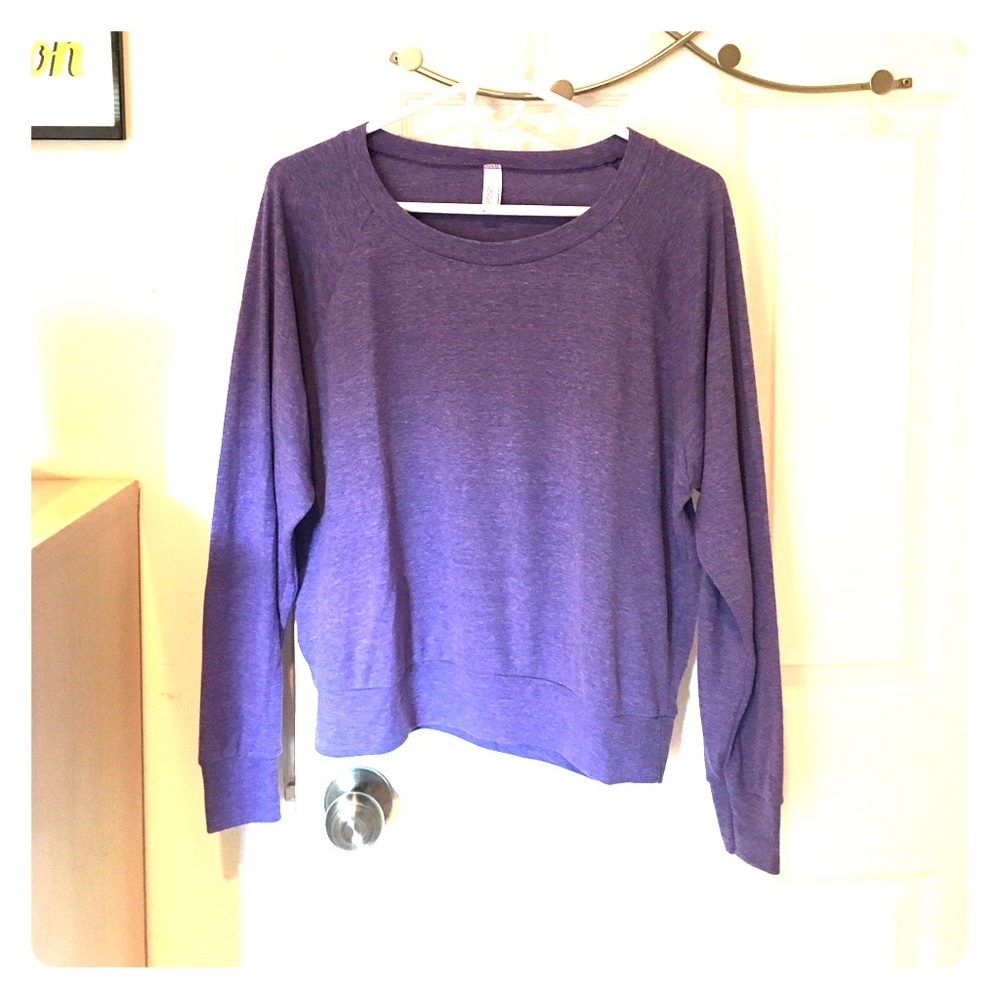 Lightweight pullover