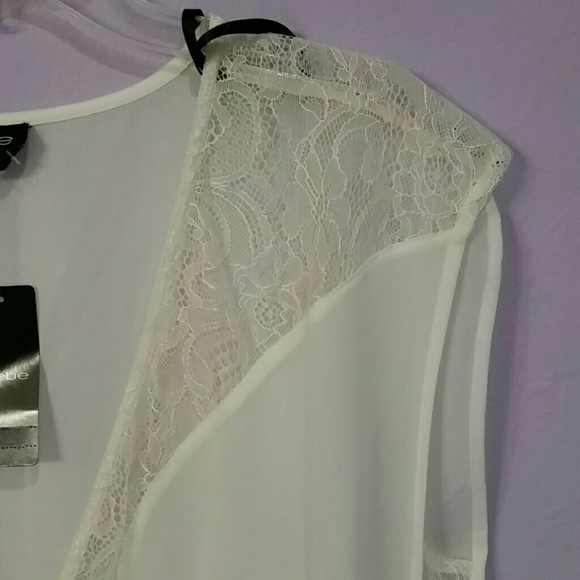 Bebe color block surplice top - Picture 2 of 4