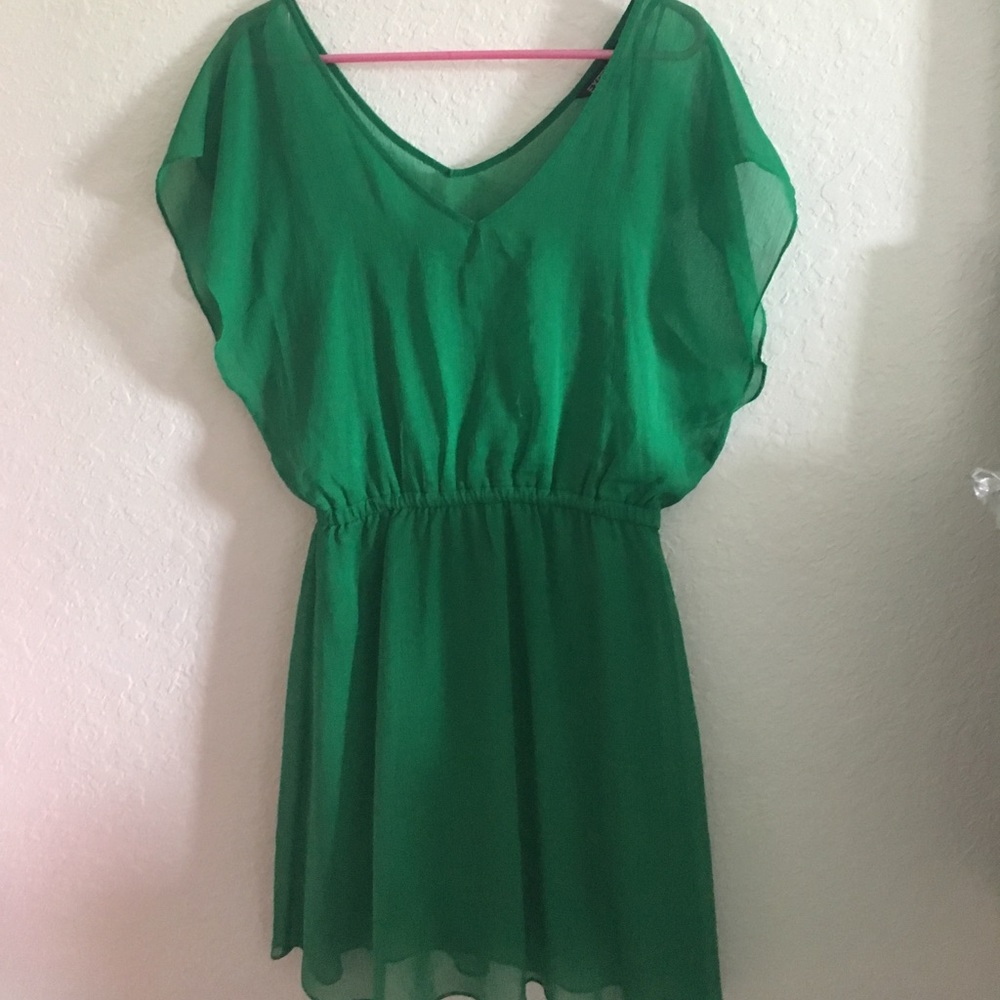 Medium green chiffon flutter sleeve dress