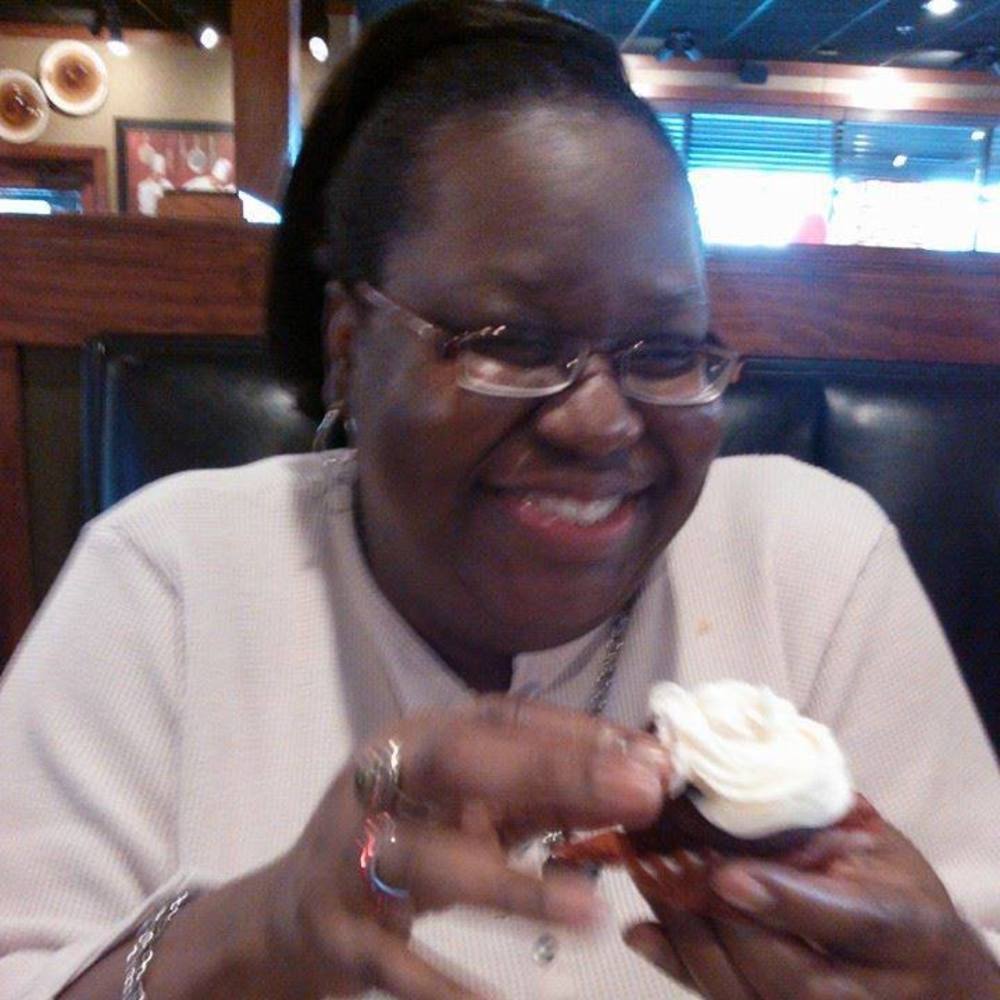 Meet your Posher, Paula