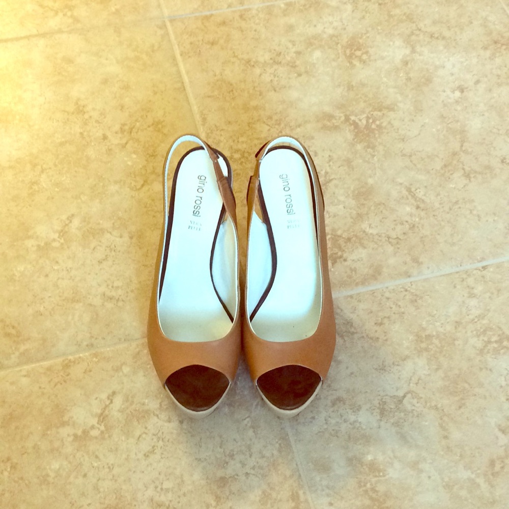 Gino Rossi Italian leather shoes size 40 Euro 9 US