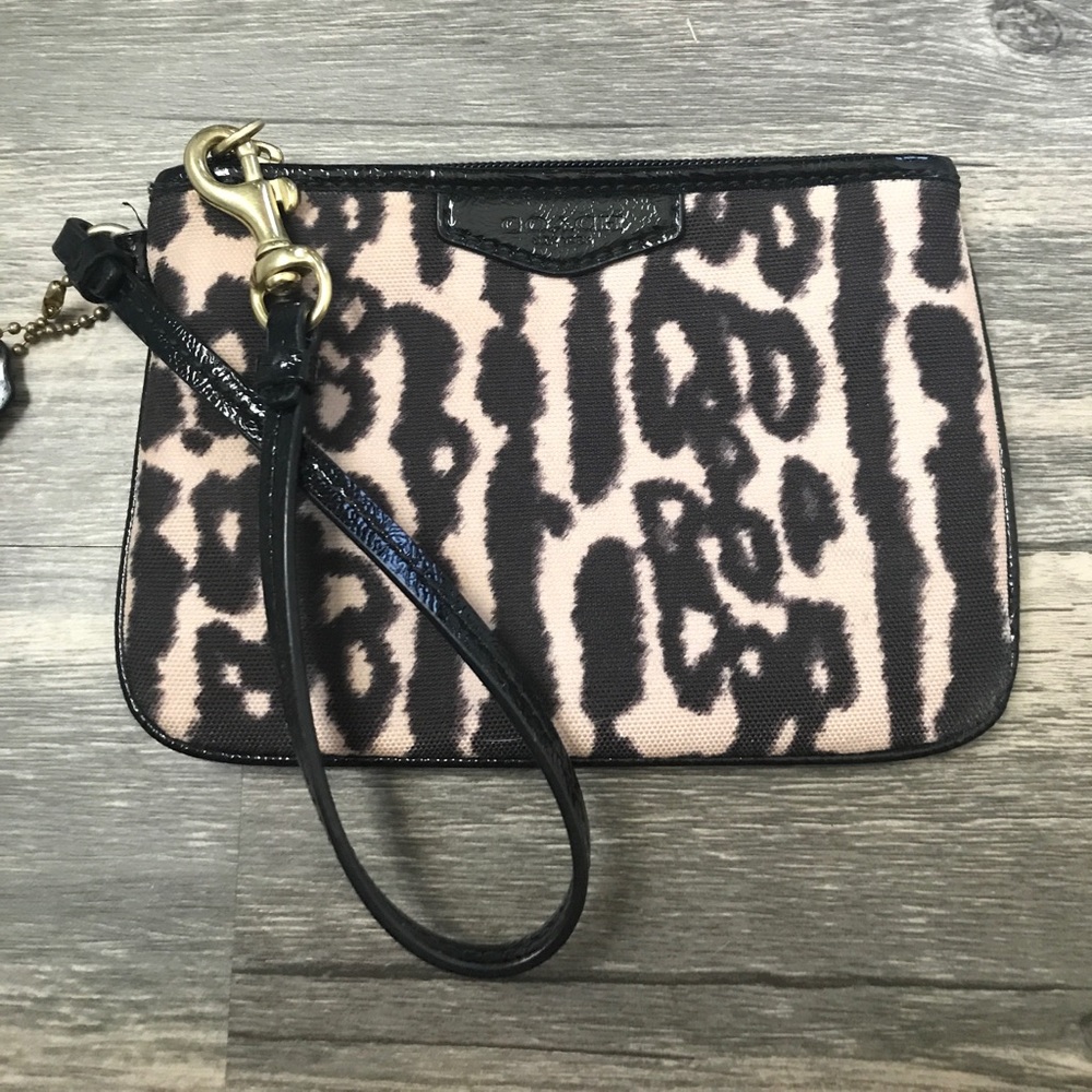 LIKE NEW! Coach Wristlet!