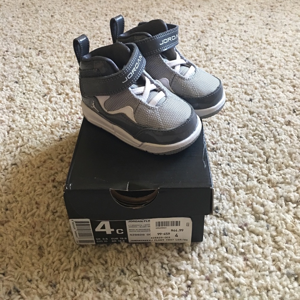 Gray toe jordans!!!