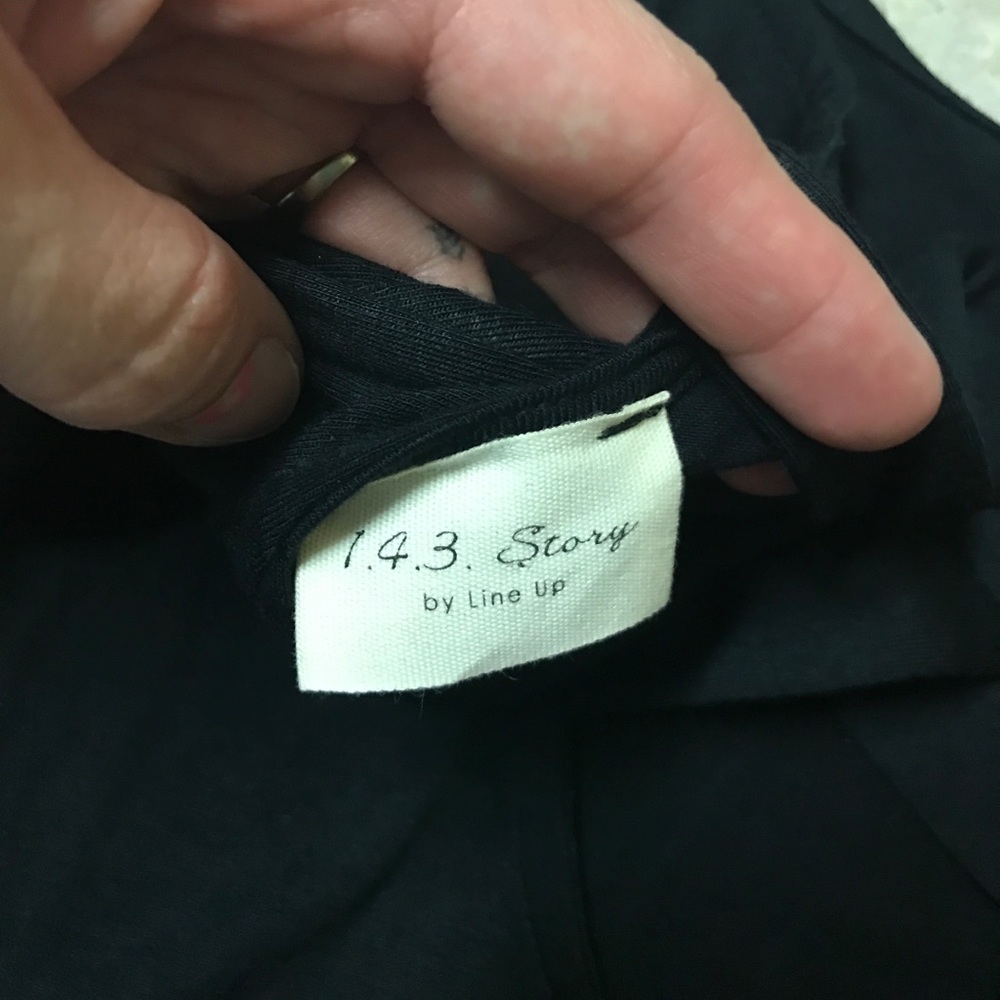 Top - Picture 3 of 3