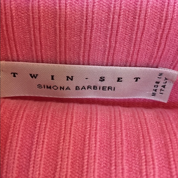 Beautiful Simone Barbieri Pink Turtleneck Sweater - Picture 2 of 3