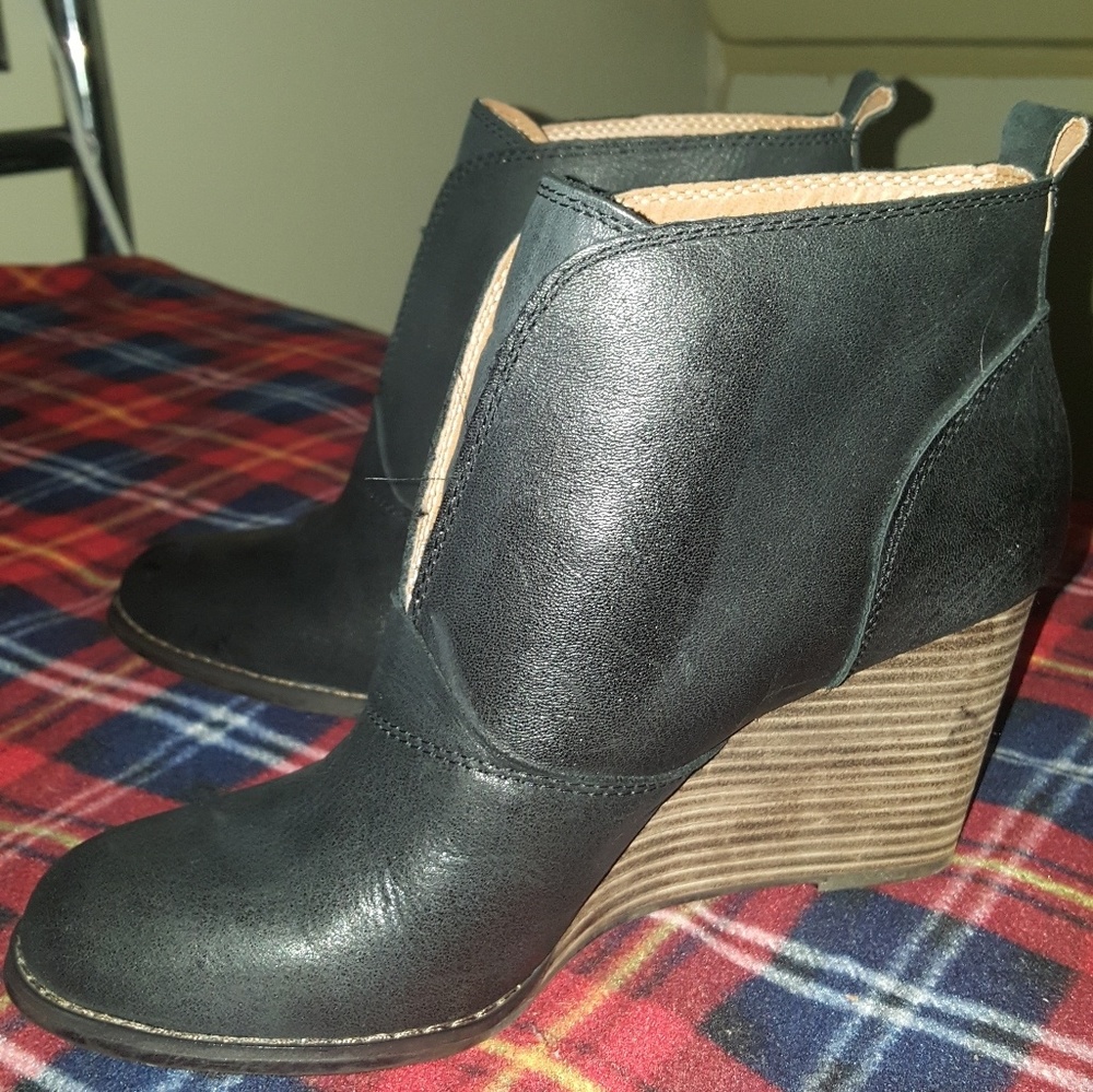 Lucky brand Excellent condition worn abt 3 times