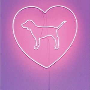 Meet your Posher, Monique