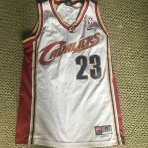 Lebron CAVS jersey #23🏀