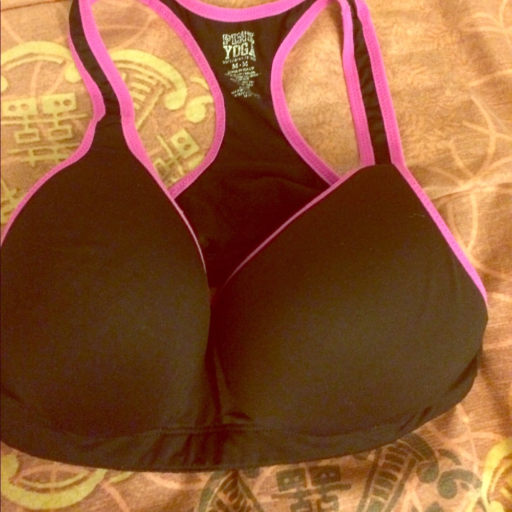 VS Pink sports bra