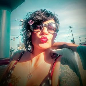 Meet your Posher, Kellie