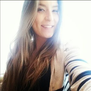 Meet your Posher, Cara