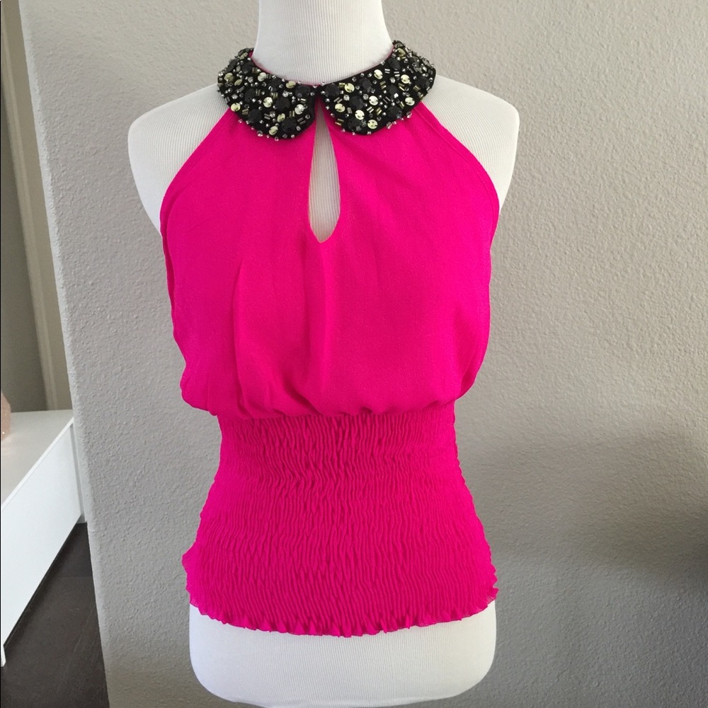 2b Bebe COLLAR top keyhole hot pink black stud XS