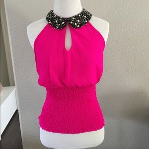 2b Bebe COLLAR top keyhole hot pink black stud XS