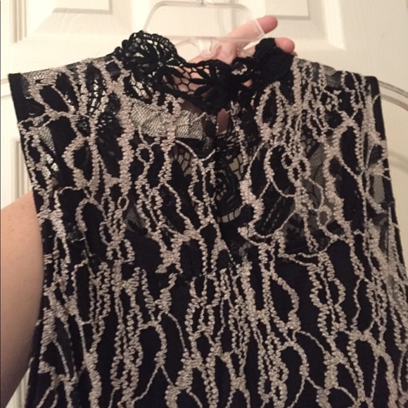 Black and Tan dress - Picture 3 of 4