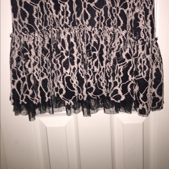 Black and Tan dress - Picture 4 of 4