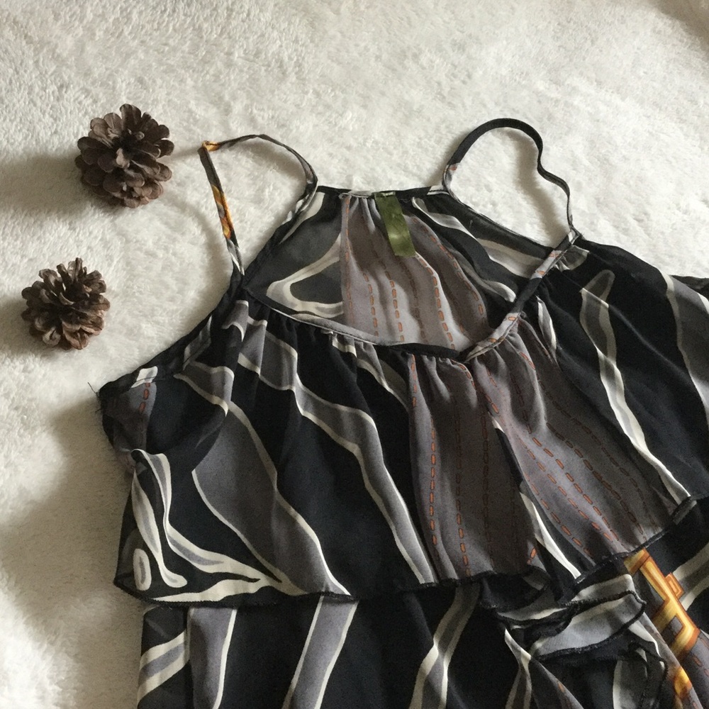 ☘️☘️ 🌟CLEARANCE!!🌟 Ruffled racer back tank top