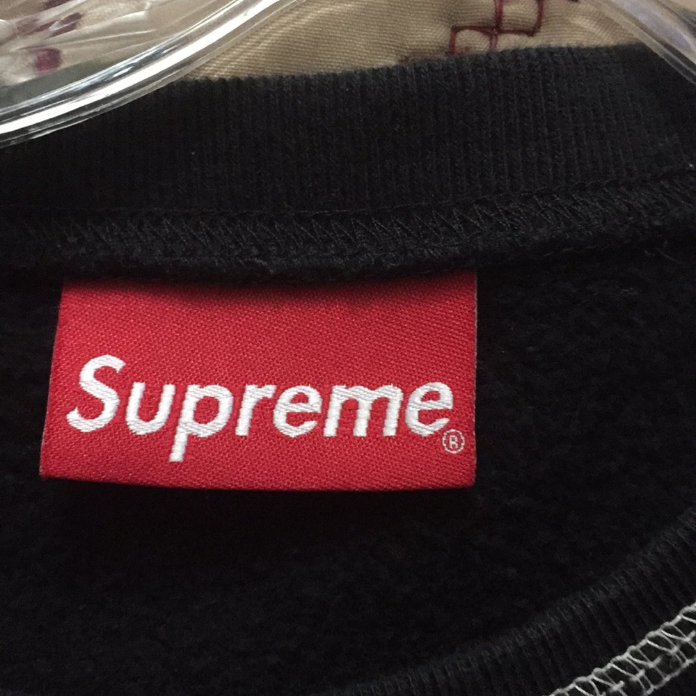 Supreme Crewneck - Picture 3 of 4