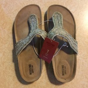 NWT Beaded Footbed Sandals