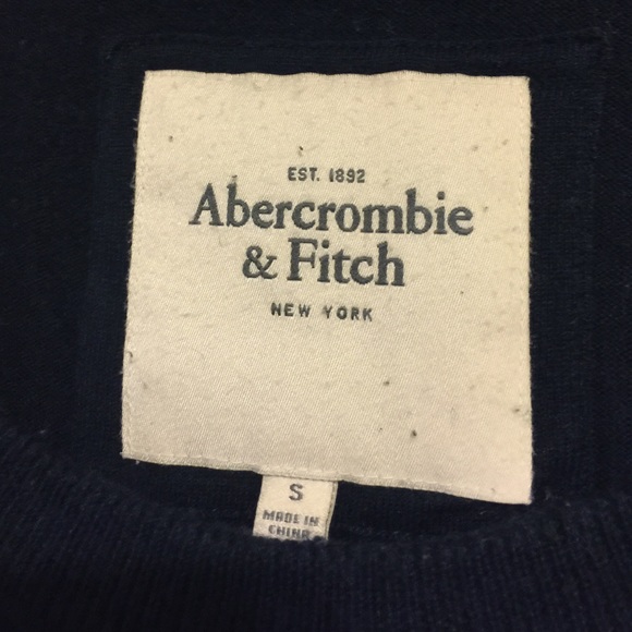 Abercrombie and Fitch sweater - Picture 2 of 2