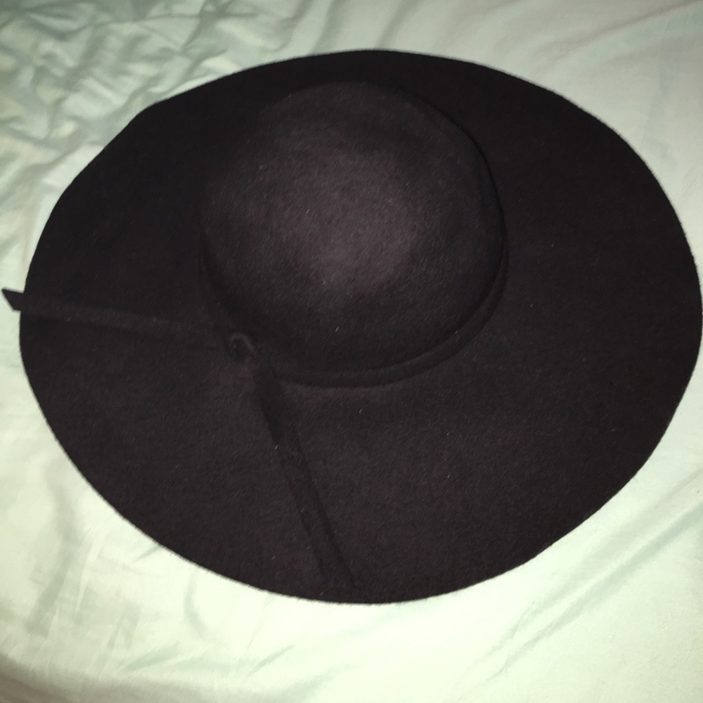 Big Black Floppy Fall Hats Bundle - Picture 2 of 5