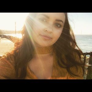 Meet your Posher, Vanessa