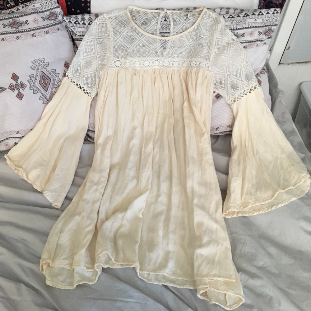Umgee cream lace tunic