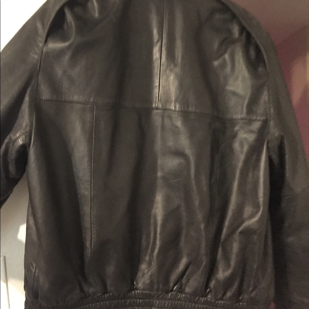 Leather jacket - Picture 2 of 2