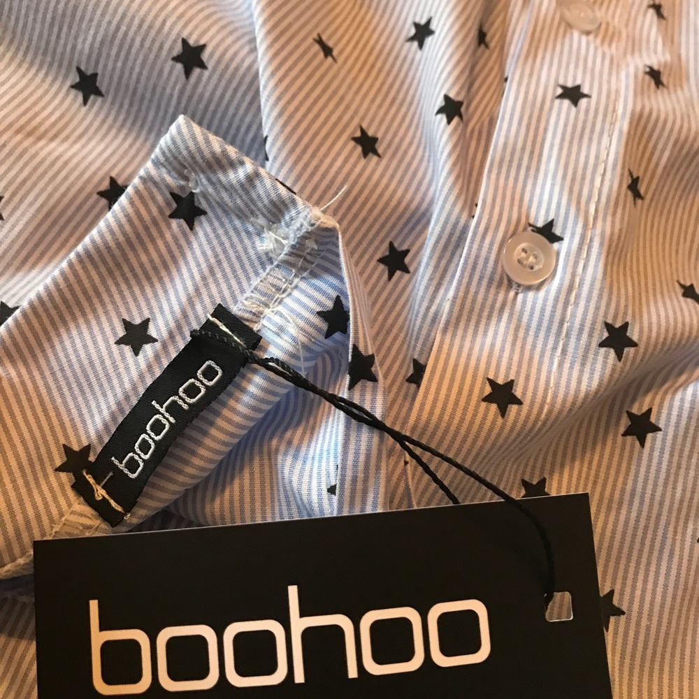 Boohoo long sleeve blue stared blouse