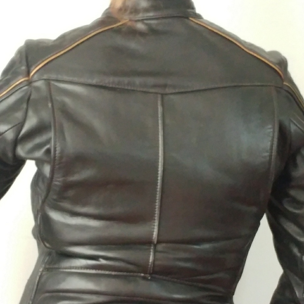 SOLD - Picture 3 of 4
