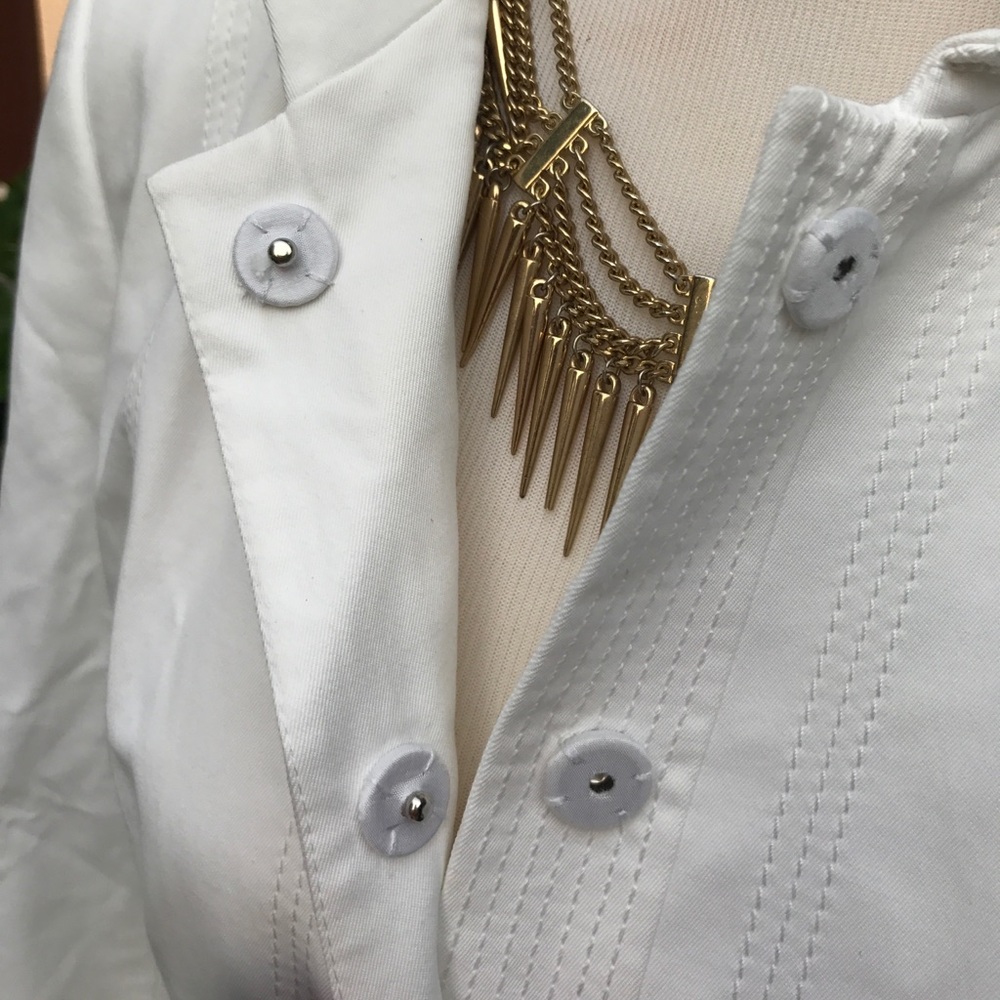 Jacket - Picture 2 of 10