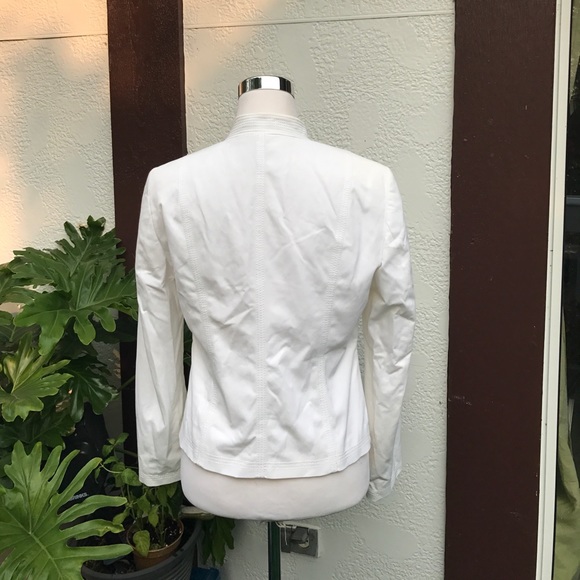 Jacket - Picture 7 of 10