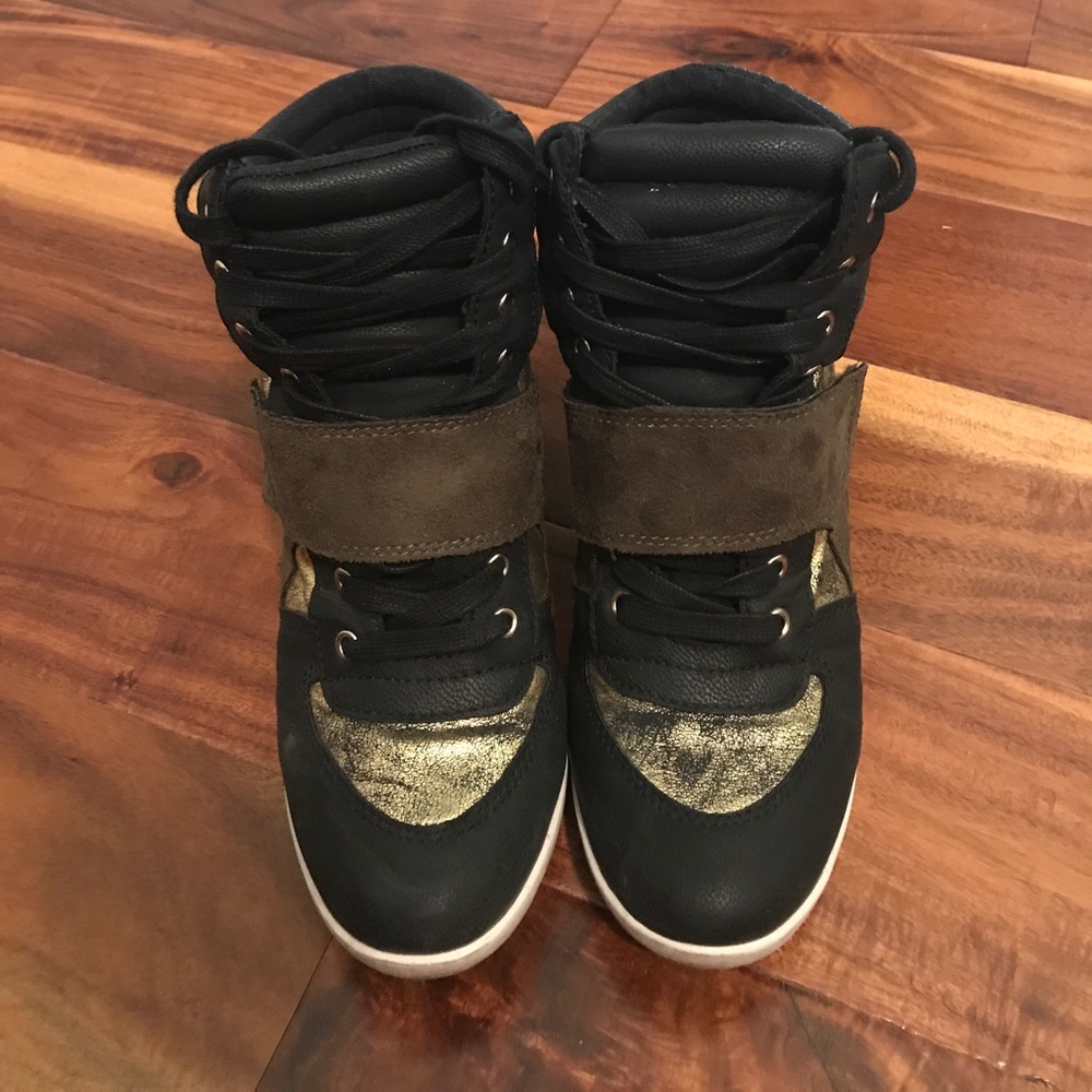 Express shoes